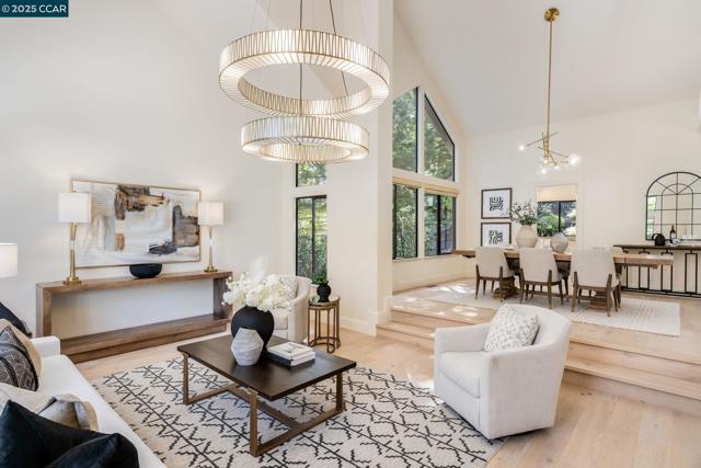 3363 Deer Hollow Drive, Danville CA: https://media.crmls.org/mediaz/09db0b76-2994-44cd-b6a2-34e1ad7e3ff8.jpg