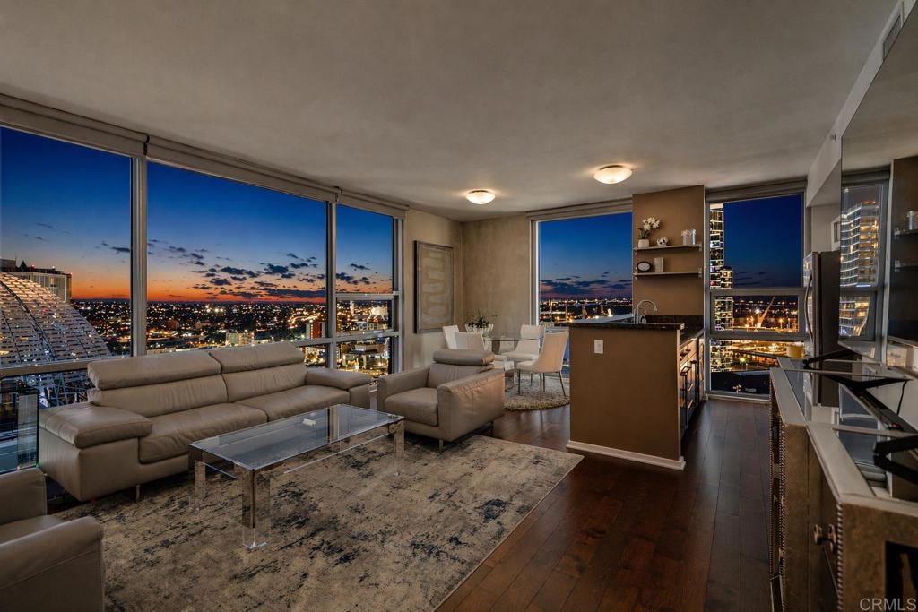 321 10th Avenue - photo 4