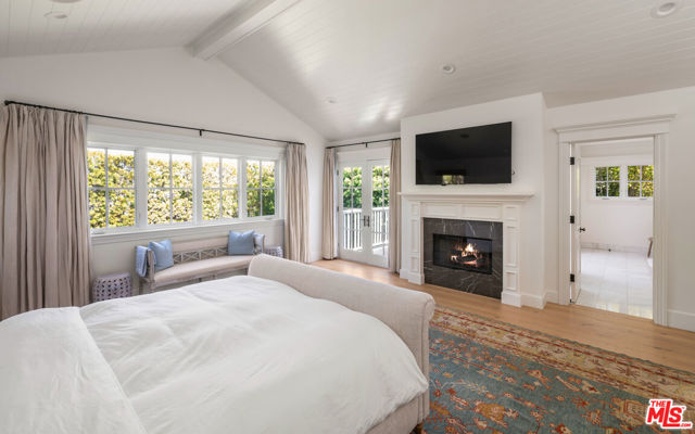Drew Fenton | 146 N Carmelina Avenue Los Angeles CA | MLS: 7169416