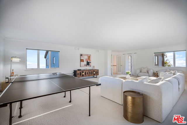 23255 W Paloma Blanca Drive, Malibu CA: https://media.crmls.org/mediaz/09ded44b-81bf-4734-88eb-3ae612021a57.jpg