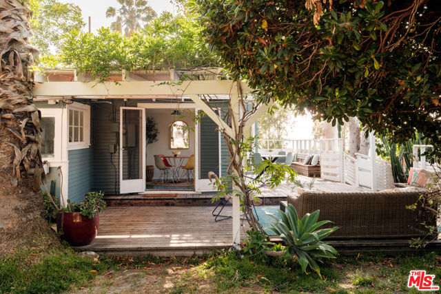 2326 Hidalgo Avenue, Los Angeles CA: https://media.crmls.org/mediaz/09df58e6-8b28-448f-b88f-1aae631e8df2.jpg