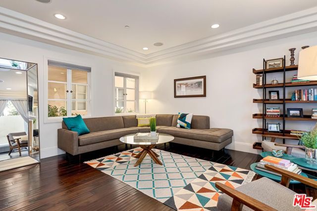 1311 Centinela Avenue, 5 photo 8