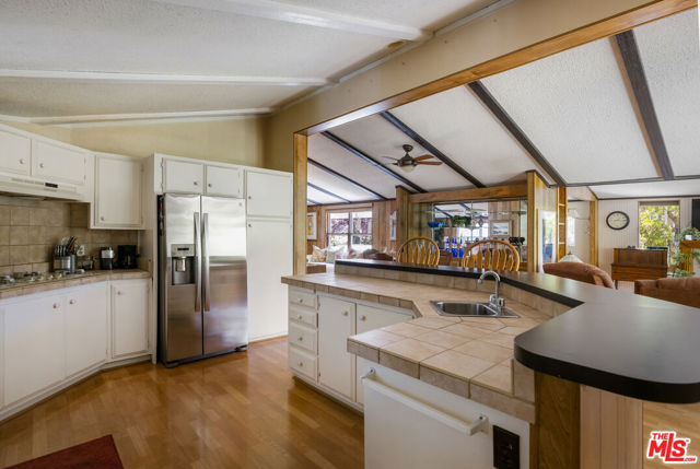 54 Robin Hood Place photo 13