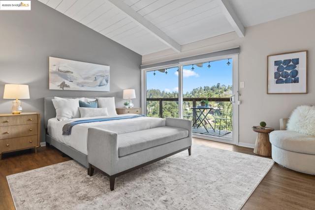 6533 Chelton DR, Oakland CA: https://media.crmls.org/mediaz/09e24198-4550-441f-9b01-8cceeb195132.jpg