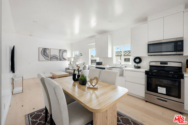Drew Fenton | 117 W Channel Road Santa Monica CA | MLS: 7022860