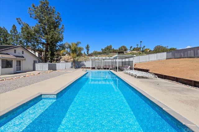 Detail Gallery Image 21 of 48 For 16319 Wikiup Rd, Ramona,  CA 92065 - 4 Beds | 2 Baths