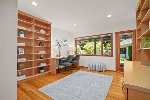 89 Fair Oaks Lane, Atherton CA: https://media.crmls.org/mediaz/09e7010d-788a-4830-8088-de3194896a41.jpg