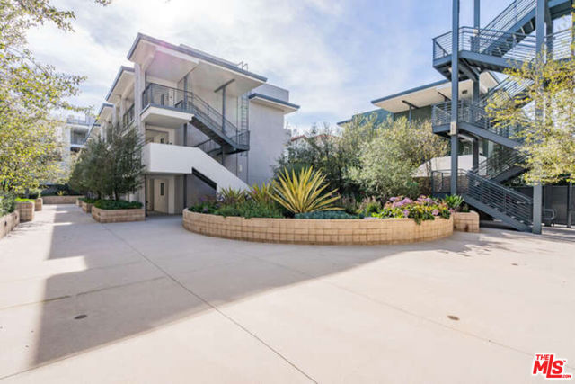 13045 Pacific, 426 photo 17
