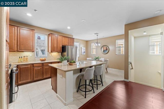 2201 Tsushima St, Hercules CA: https://media.crmls.org/mediaz/09e8077c-9b96-41aa-bf16-6a645c64dbe1.jpg