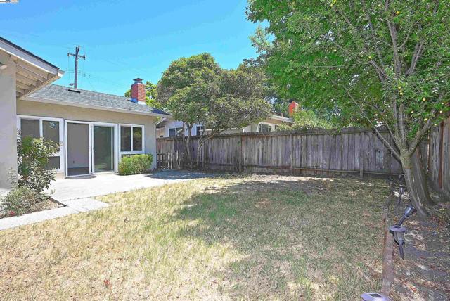 7144 Prince Dr, Dublin CA: https://media.crmls.org/mediaz/09e8147e-89ab-4c39-8e3f-2beb0ec8f861.jpg