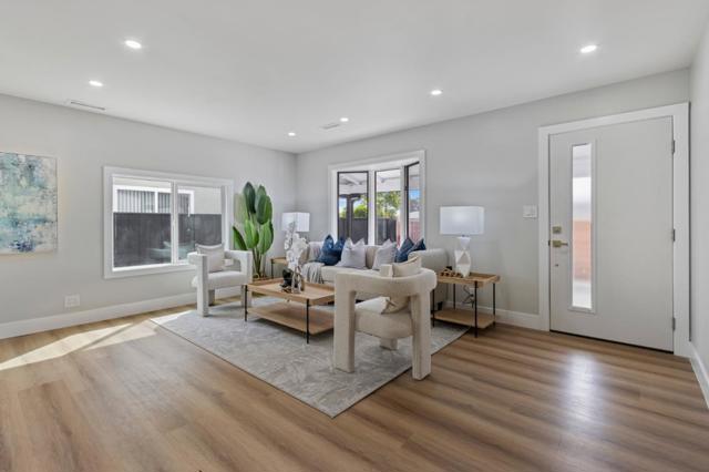 40422 Landon Avenue, Fremont CA: https://media.crmls.org/mediaz/09e83ceb-900c-4737-b15e-54dfbc33fd5e.jpg