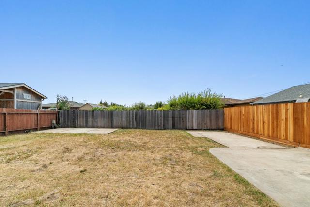 129 Santa Clara, Watsonville CA: https://media.crmls.org/mediaz/09e840fe-a487-4712-ba02-878a2f64887f.jpg