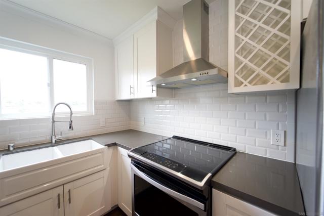 7915 Camino Kiosco, San Diego CA: https://media.crmls.org/mediaz/09e8b2ed-82ad-4c89-976f-8fde8007d1ed.jpg