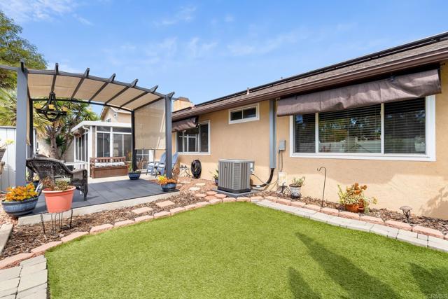 Detail Gallery Image 20 of 21 For 3205 Camarillo Ave, Oceanside,  CA 92056 - 3 Beds | 2 Baths