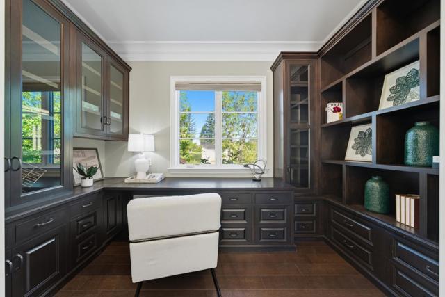 625 W Santa Inez Avenue, Hillsborough CA: https://media.crmls.org/mediaz/09ebb07f-4a5e-4743-86ce-e5b1438d25c7.jpg