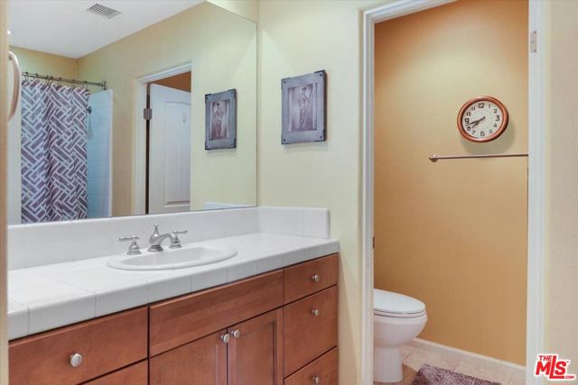 208 Villorrio Drive, Palm Springs CA: https://media.crmls.org/mediaz/09ed950e-af51-4666-8cba-345e90774553.jpg