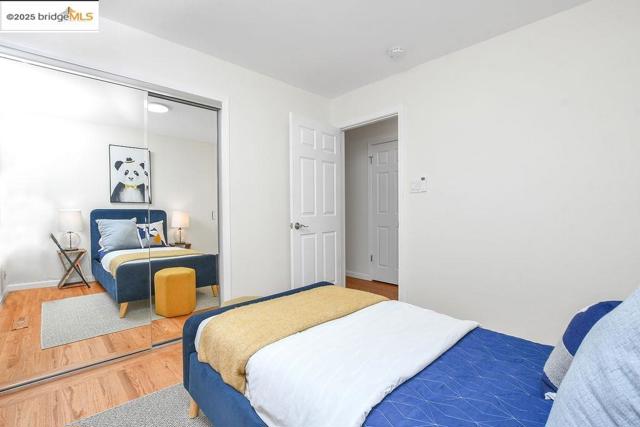 789 E Angela St, Pleasanton CA: https://media.crmls.org/mediaz/09edbcc1-f0dc-4417-a421-8ebc76921573.jpg