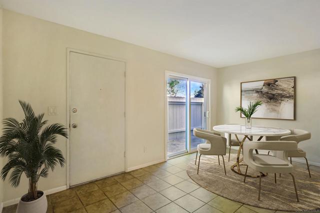 8067 Camino Kiosco, San Diego CA: https://media.crmls.org/mediaz/09edbd11-b0f5-4d72-99c3-df453f97ed94.jpg