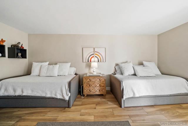 1780 Avenida Del Mundo, Coronado CA: https://media.crmls.org/mediaz/09ee44b6-099b-47b0-af80-193ddd7f5a30.jpg