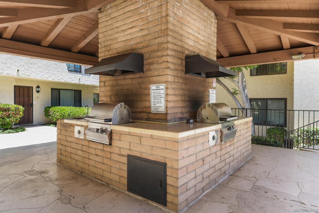 4205 Asher St, San Diego CA: https://media.crmls.org/mediaz/09ee5a78-6909-4485-aecf-e7f18f49b2fb.jpg