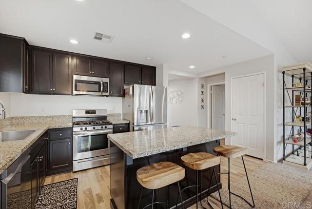 29425 Hazel Ln, Lake Elsinore, CA 92530 photo 18