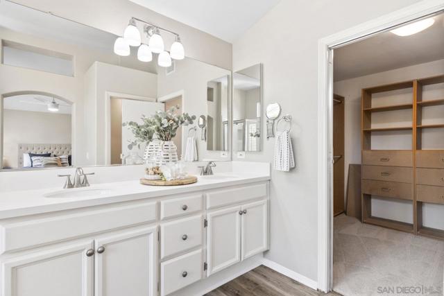 7878 Pipit Pl, San Diego CA: https://media.crmls.org/mediaz/09ef7988-456b-4349-b2fa-21da609a3af0.jpg