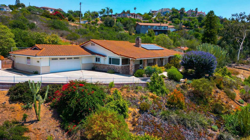 2382 Mirador