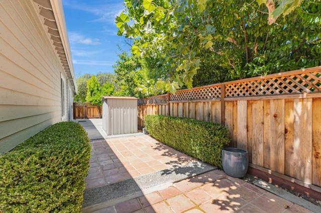 18400 Capistrano Way, Morgan Hill CA: https://media.crmls.org/mediaz/09f01534-adc7-496b-8345-d3247c58f01b.jpg