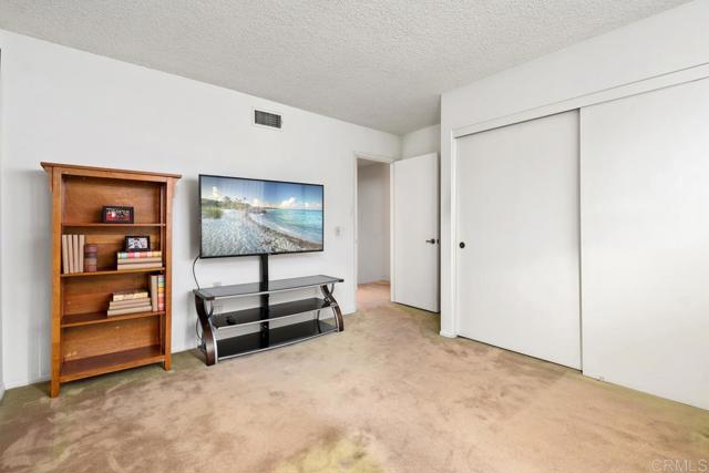 1516 Appian Way photo 21