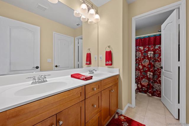 2954 Rangpur Court, Escondido CA: https://media.crmls.org/mediaz/09f0e1a6-d37e-4ea3-8697-290a500d44a2.jpg
