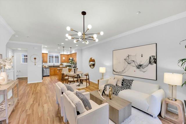 193 Fable Court, Mountain View CA: https://media.crmls.org/mediaz/09f14e41-39be-4df9-b5d4-929e9d630b03.jpg