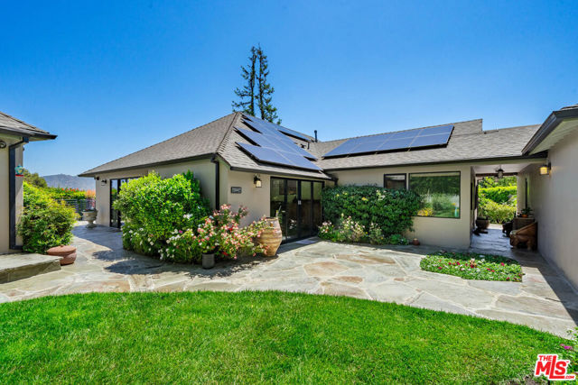 2841 Montcalm Avenue, Los Angeles CA: https://media.crmls.org/mediaz/09f16368-447c-4436-a0dd-8faff3af0938.jpg