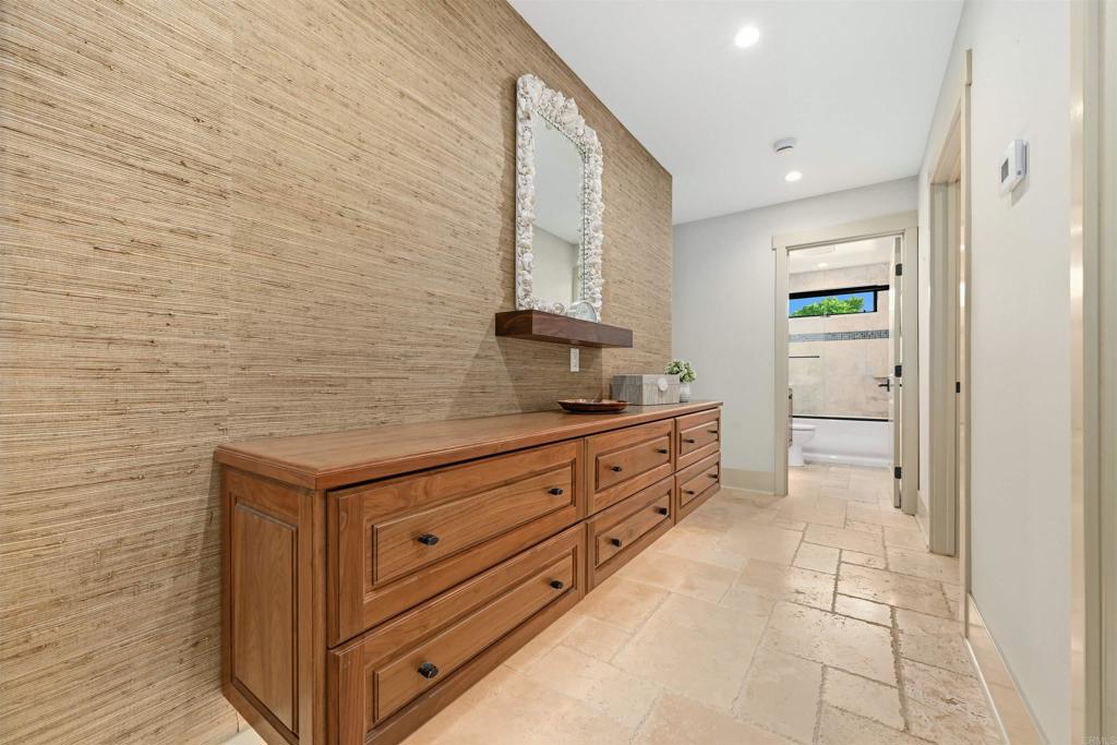 4927 Loma Way - photo 17