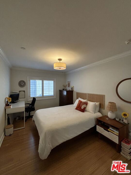 1828 Glendon Avenue, Los Angeles CA: https://media.crmls.org/mediaz/09f61ec8-ab69-42ba-abe8-72525ae8309f.jpg