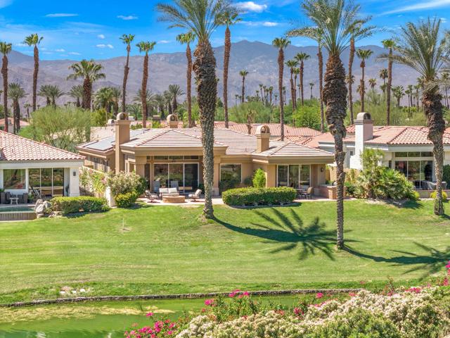 461 White Horse Trail, Palm Desert CA: https://media.crmls.org/mediaz/09f6e7e3-6326-430c-ad7f-0db995764c46.jpg