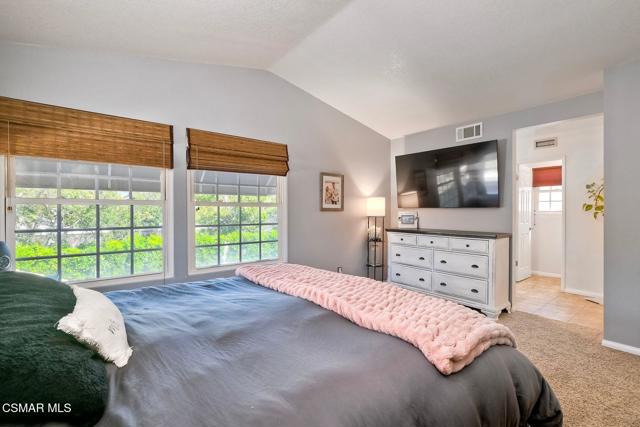 4517 Big Sur Street, Oceanside CA: https://media.crmls.org/mediaz/09f7c7a0-19c8-4e5a-8115-37a7d6652bdd.jpg