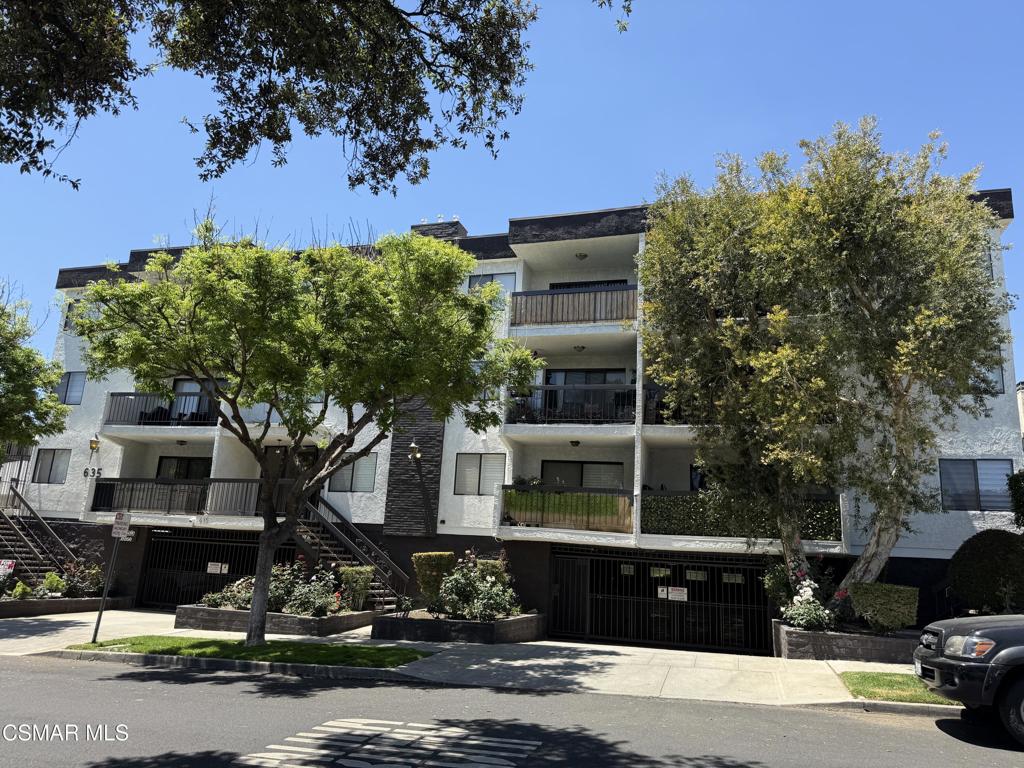 635 E Elmwood Avenue 103Burbank img 25