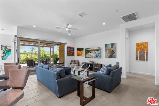 33 Moscato, Rancho Mirage CA: https://media.crmls.org/mediaz/09f85912-a1d1-4ecd-8dc3-092e1966bc1c.jpg