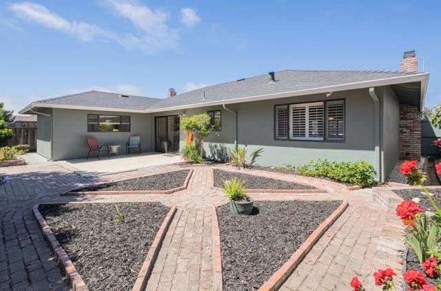 785 Ambrose Drive, Salinas CA: https://media.crmls.org/mediaz/09fa94ab-b49f-4d4b-aaf5-2a22a4309386.jpg