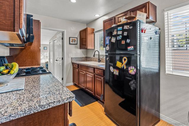 1215 N Broadway, Escondido CA: https://media.crmls.org/mediaz/09fba08e-f6e9-420e-b815-222dfbeef8fb.jpg