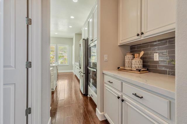 7473 Hoylake Court, Gilroy CA: https://media.crmls.org/mediaz/09fbca8d-a7cb-4ba7-baea-27840294cab9.jpg