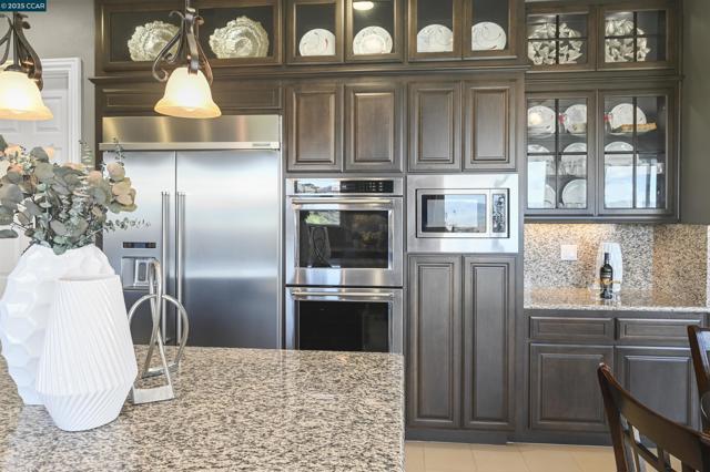 Image 9 of 60 For 3188 Ashbourne Cir