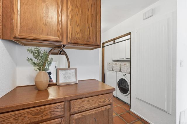 Detail Gallery Image 16 of 50 For 3694 Fallon Cir, San Diego,  CA 92130 - 2 Beds | 2 Baths