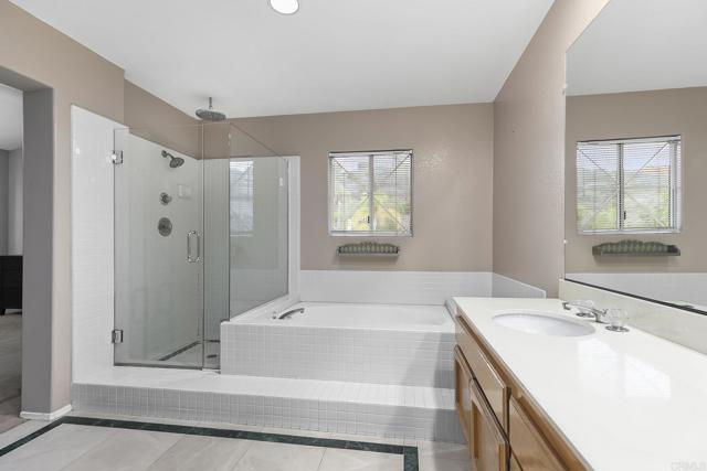 Image 20 of 29 For 3343 Rancho Diego Cir