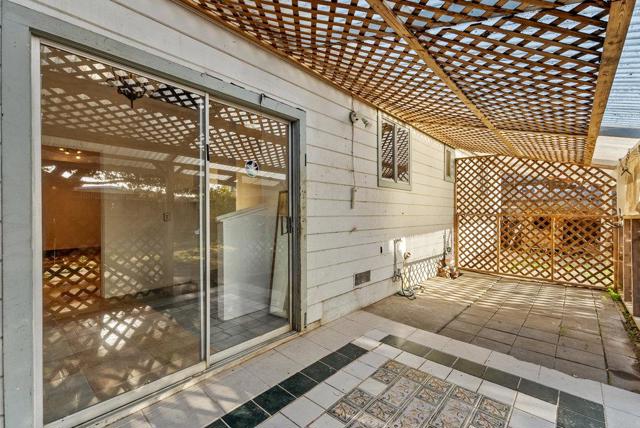 10 Emme Street, Freedom CA: https://media.crmls.org/mediaz/09fdd534-f11c-4b1c-beba-269480d1395c.jpg