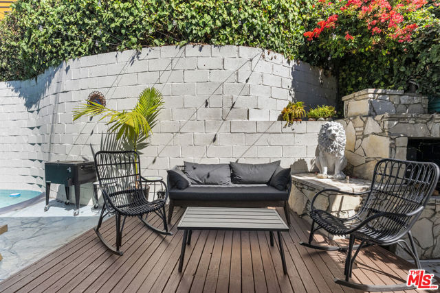 1840 Deloz Avenue, Los Angeles CA: https://media.crmls.org/mediaz/09fea408-d7c9-44a1-b471-84f906f70826.jpg