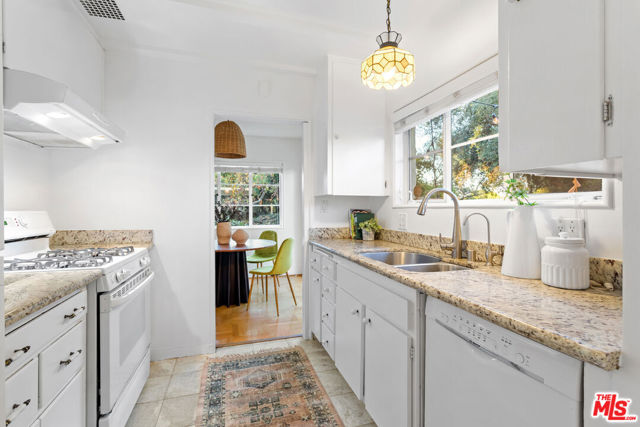 5112 Village photo 18