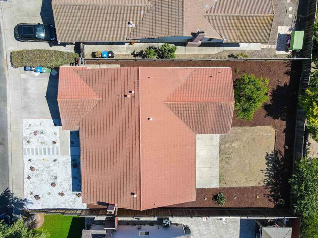 35459 Galen Pl, Fremont CA: https://media.crmls.org/mediaz/09ff78f7-10b8-4bb2-8b24-293d7f0a51c0.jpg