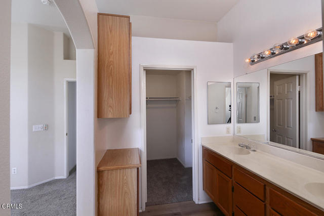 26921 Saint Kitts Court, Murrieta CA: https://media.crmls.org/mediaz/09ffa011-78a5-466a-890a-706df575fc59.jpg