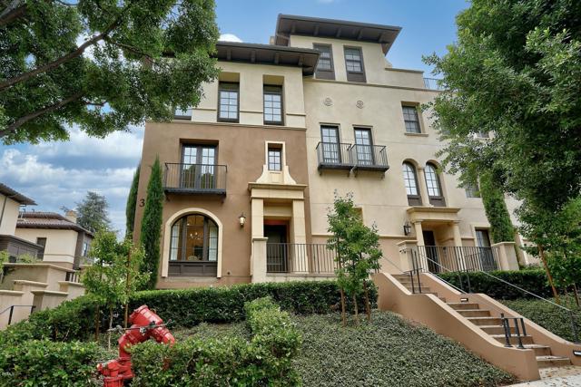 Photo of 382 W Green Street #134, Pasadena, CA 91105